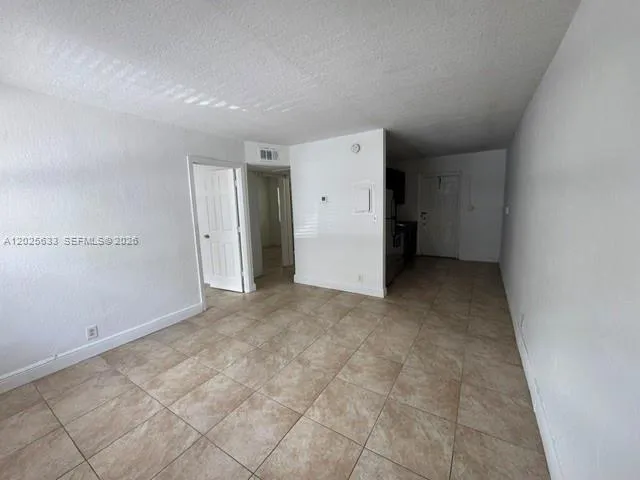 608 5th St # 3, West Palm Beach FL 33401