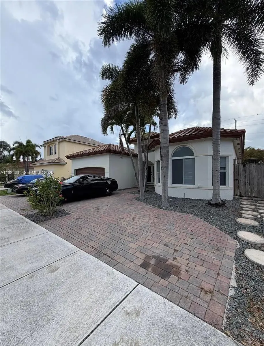 1860 SE 18th Terr, Homestead FL 33035