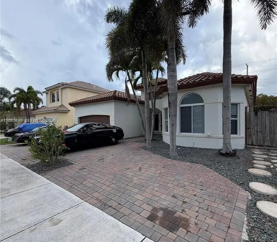 1860 SE 18th Terr, Homestead FL 33035