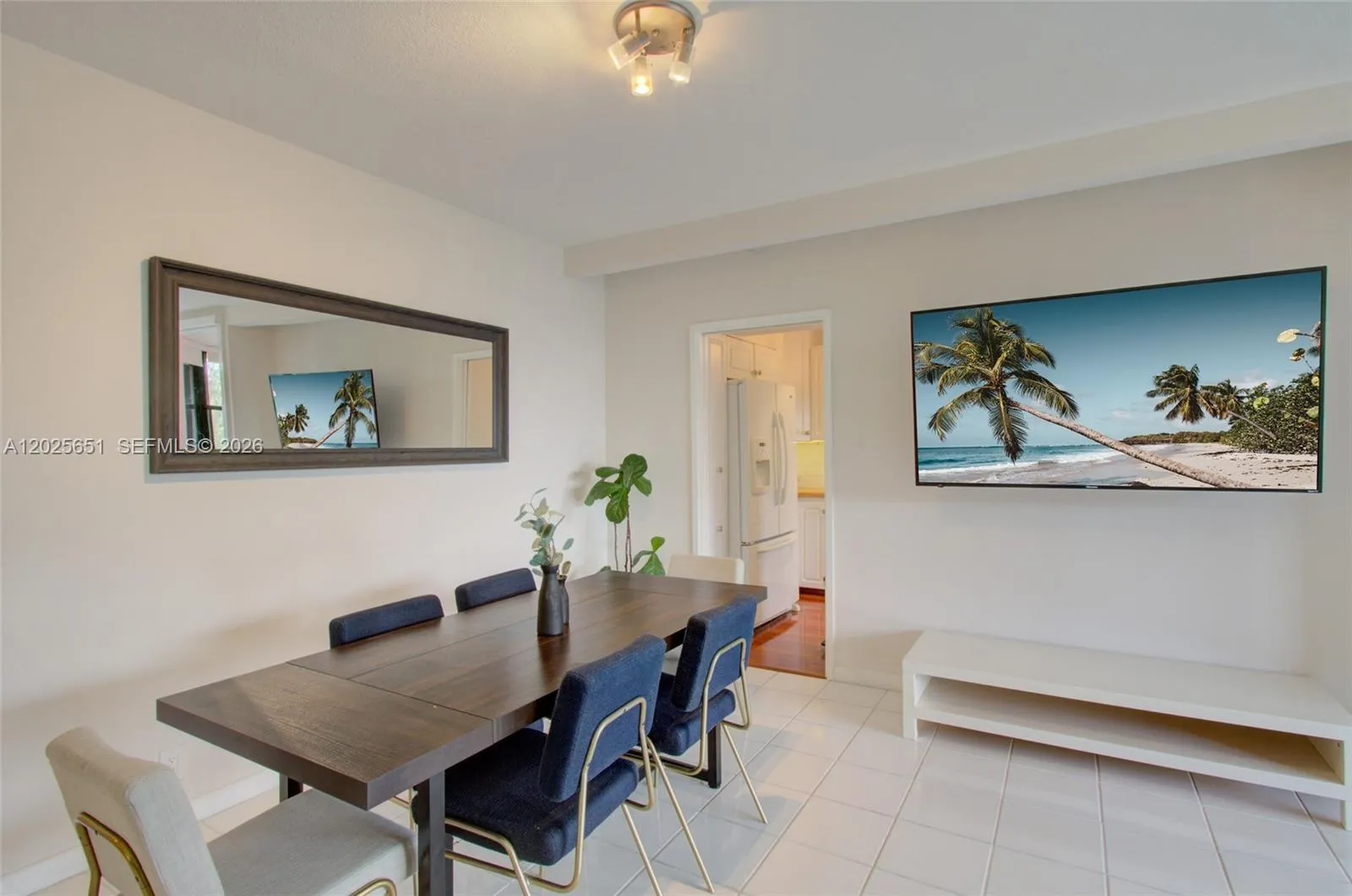 181 Crandon Blvd # 405, Key Biscayne FL 33149