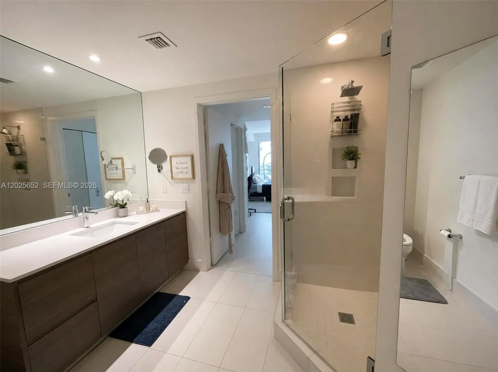 1100 S Miami # 1111, Miami FL 33130
