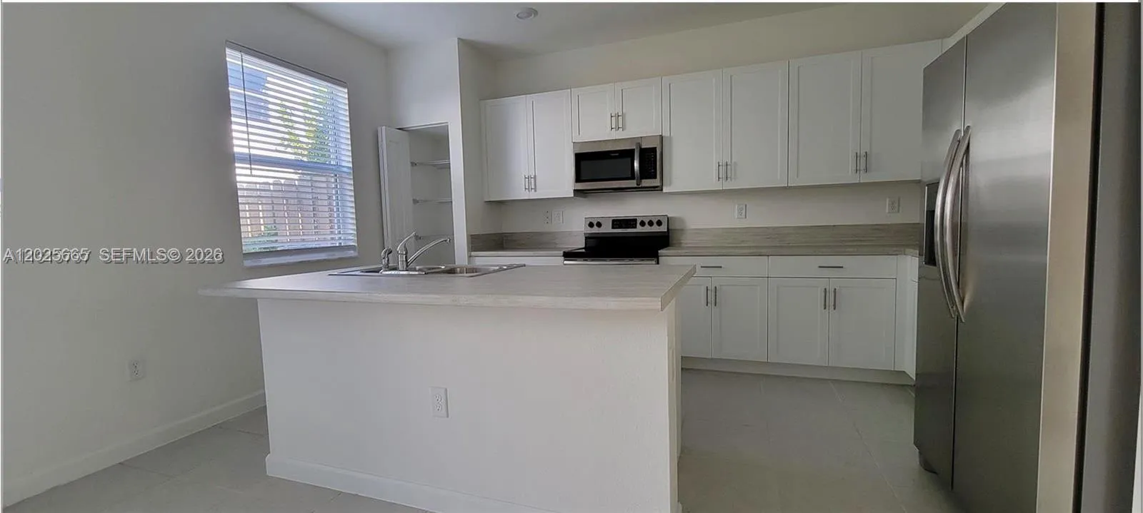 2683 SE 12th St, Homestead FL 33035
