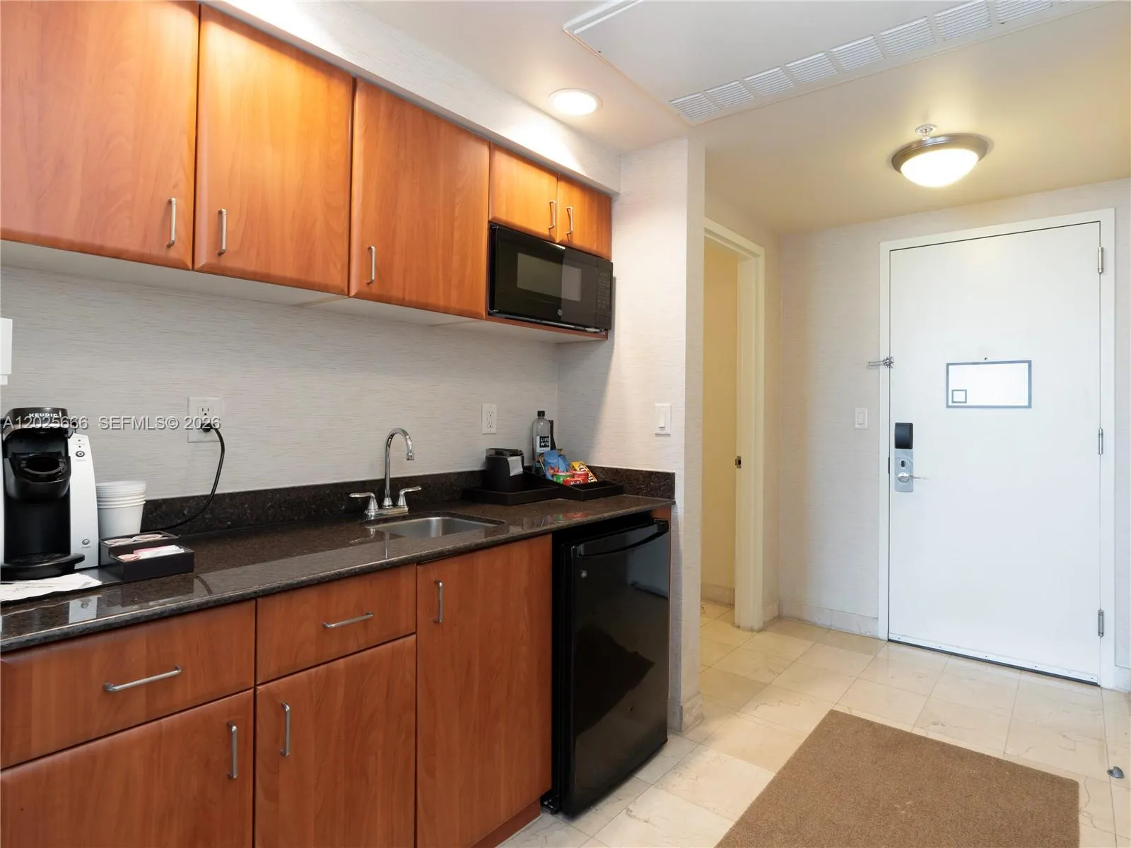 18001 Collins Ave # 2118, Sunny Isles Beach FL 33160