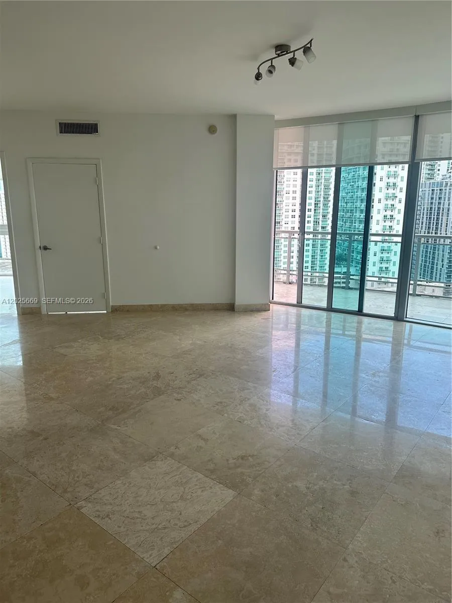 350 S Miami Ave # 2302, Miami FL 33130