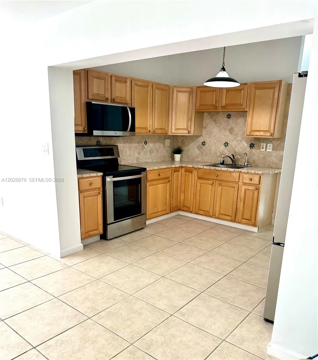 20301 NW 34th Ave # 20301, Miami Gardens FL 33056