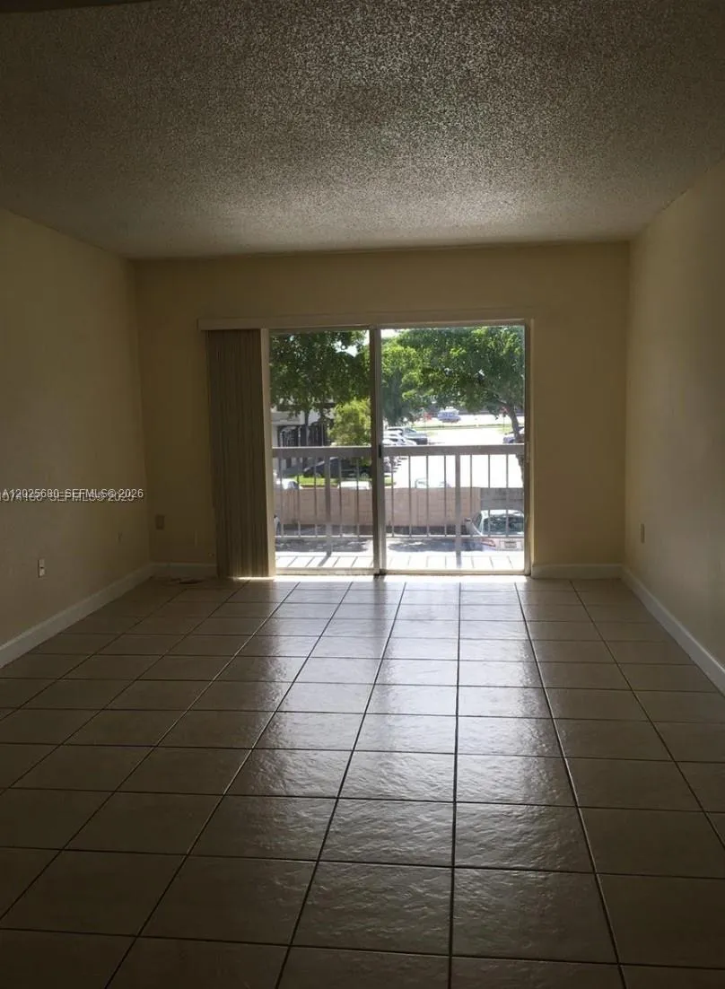 10900 SW 104th St # 210, Miami FL 33176