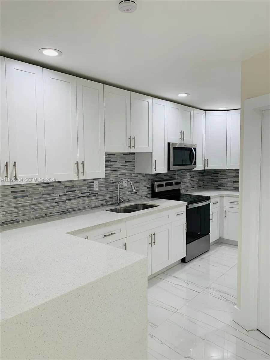 17010 NW 53rd Ave, Miami Gardens FL 33055