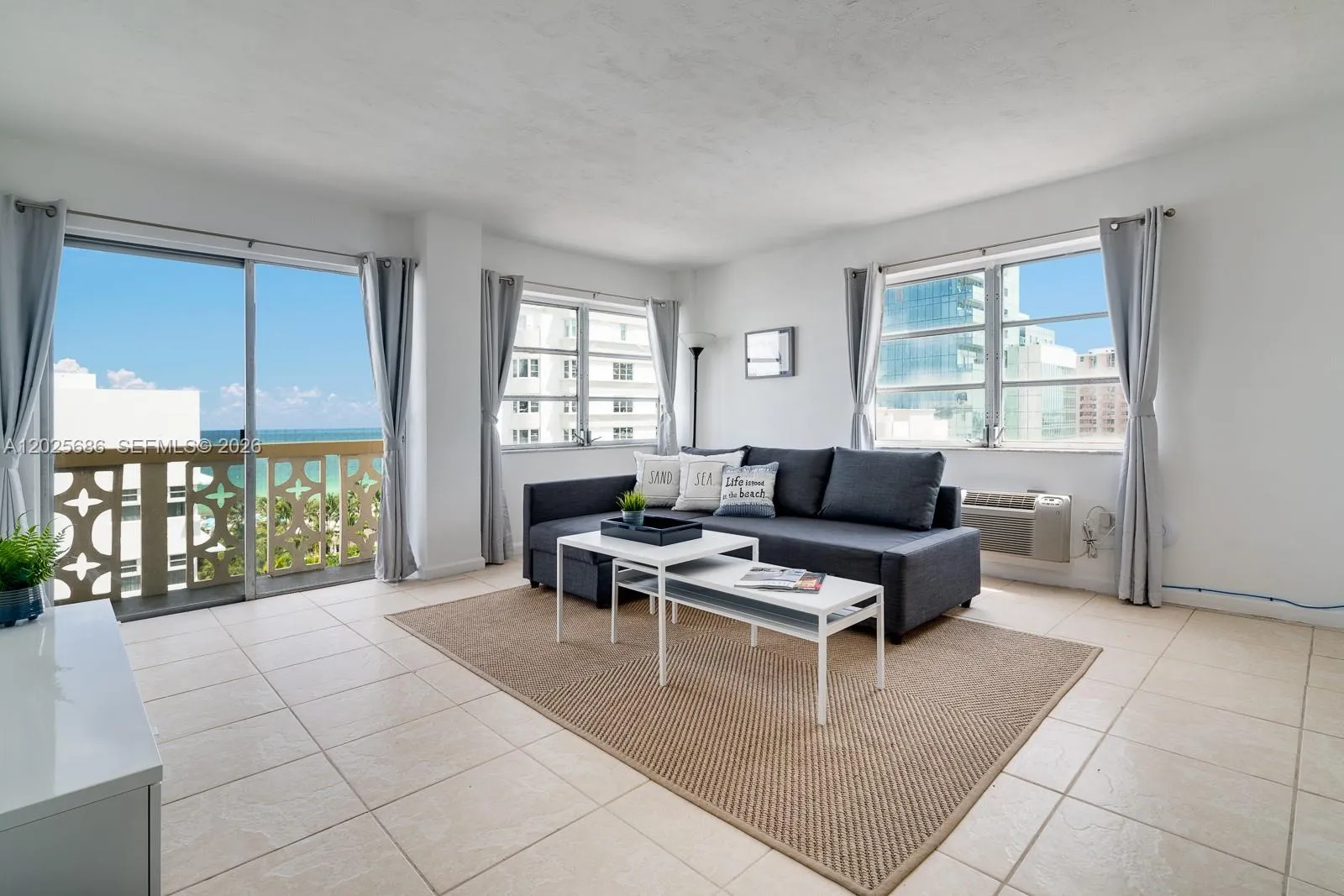 3100 Collins Ave # 1101, Miami Beach FL 33140