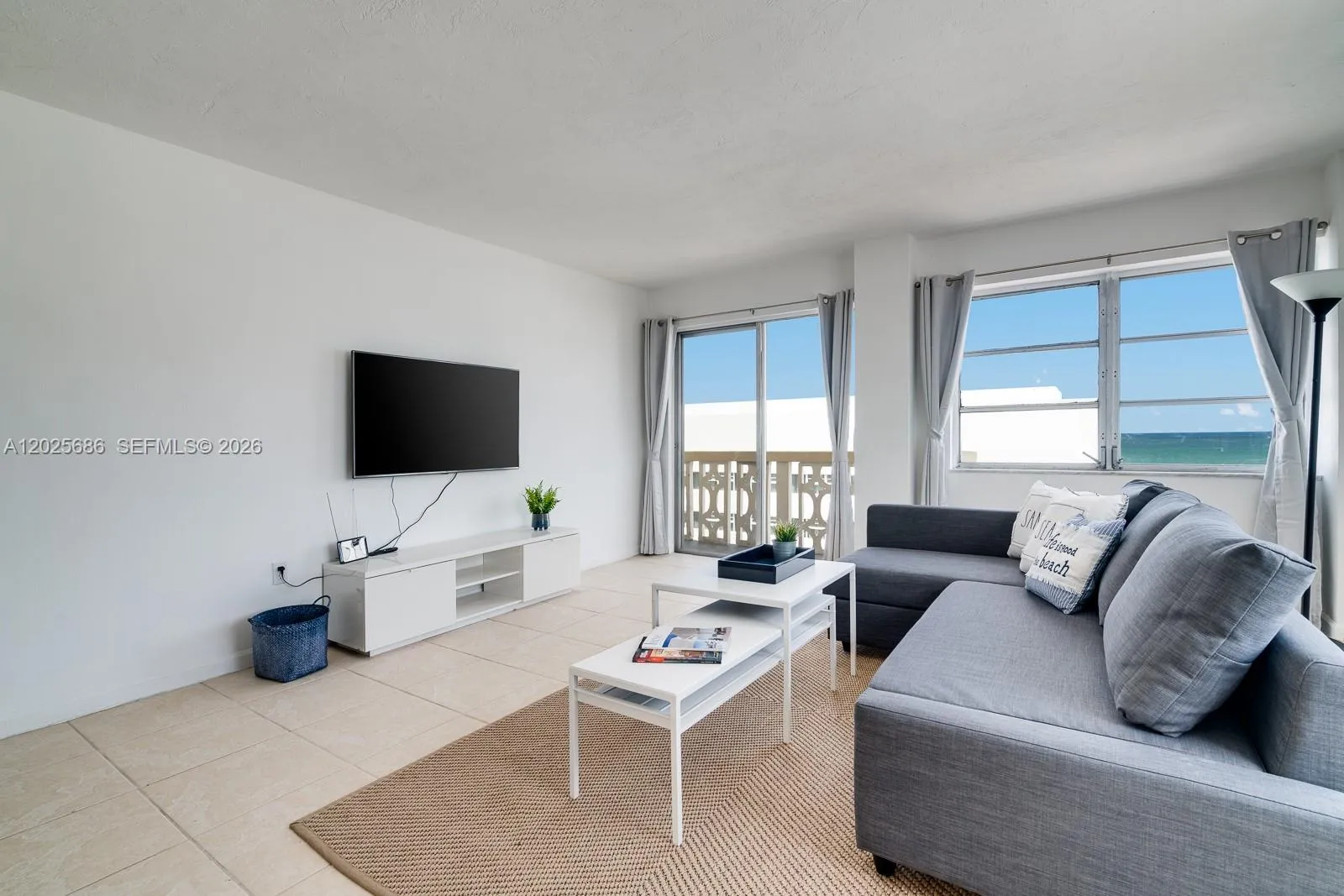 3100 Collins Ave # 1101, Miami Beach FL 33140