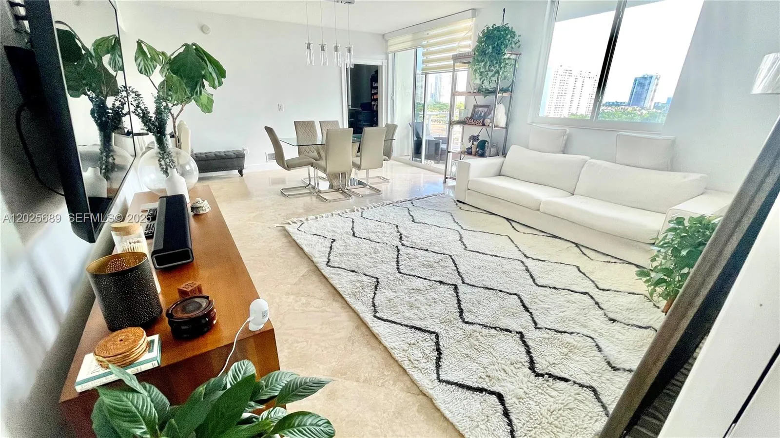 18800 NE 29th Ave # 818, Aventura FL 33180
