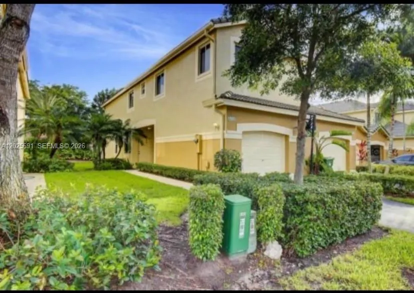2112 Hacienda Ter # 2112, Weston FL 33327