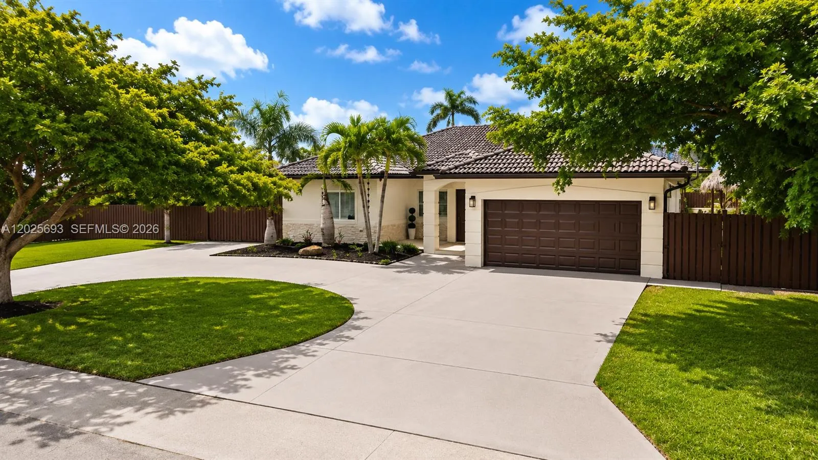 13282 SW 200th Ter, Miami FL 33177