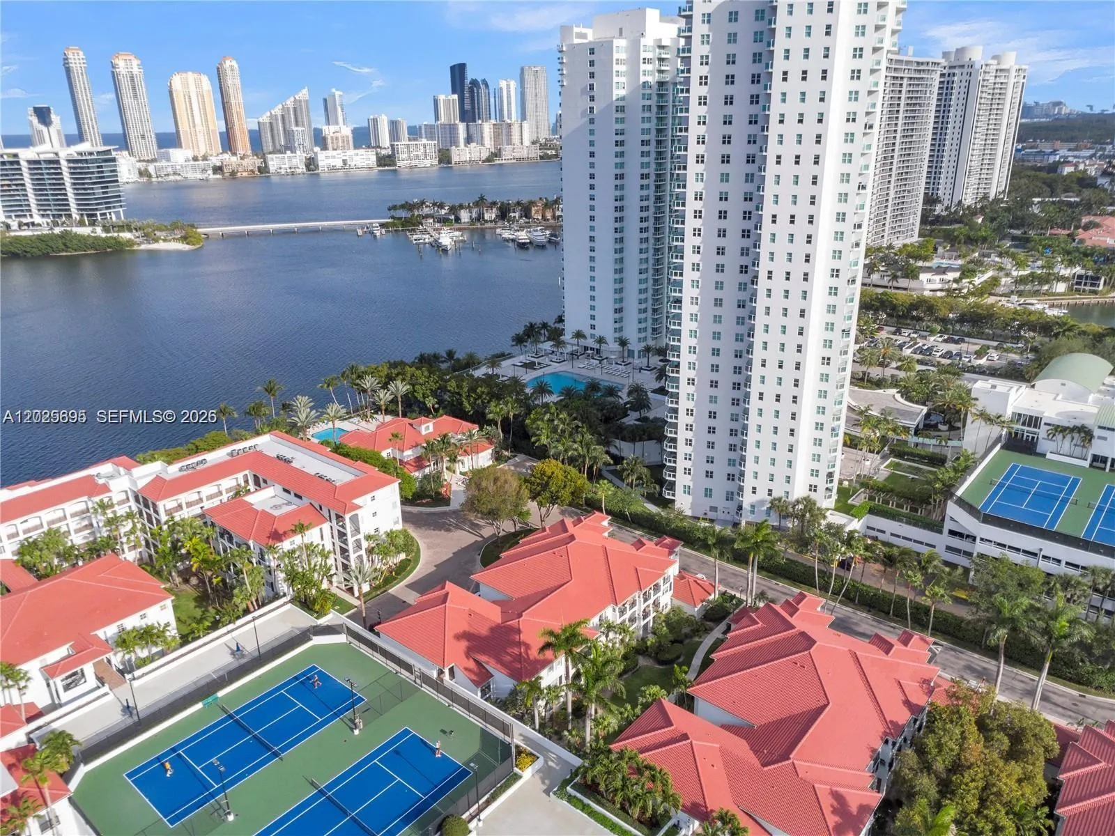 3235 NE 184th St # 11103, Aventura FL 33160