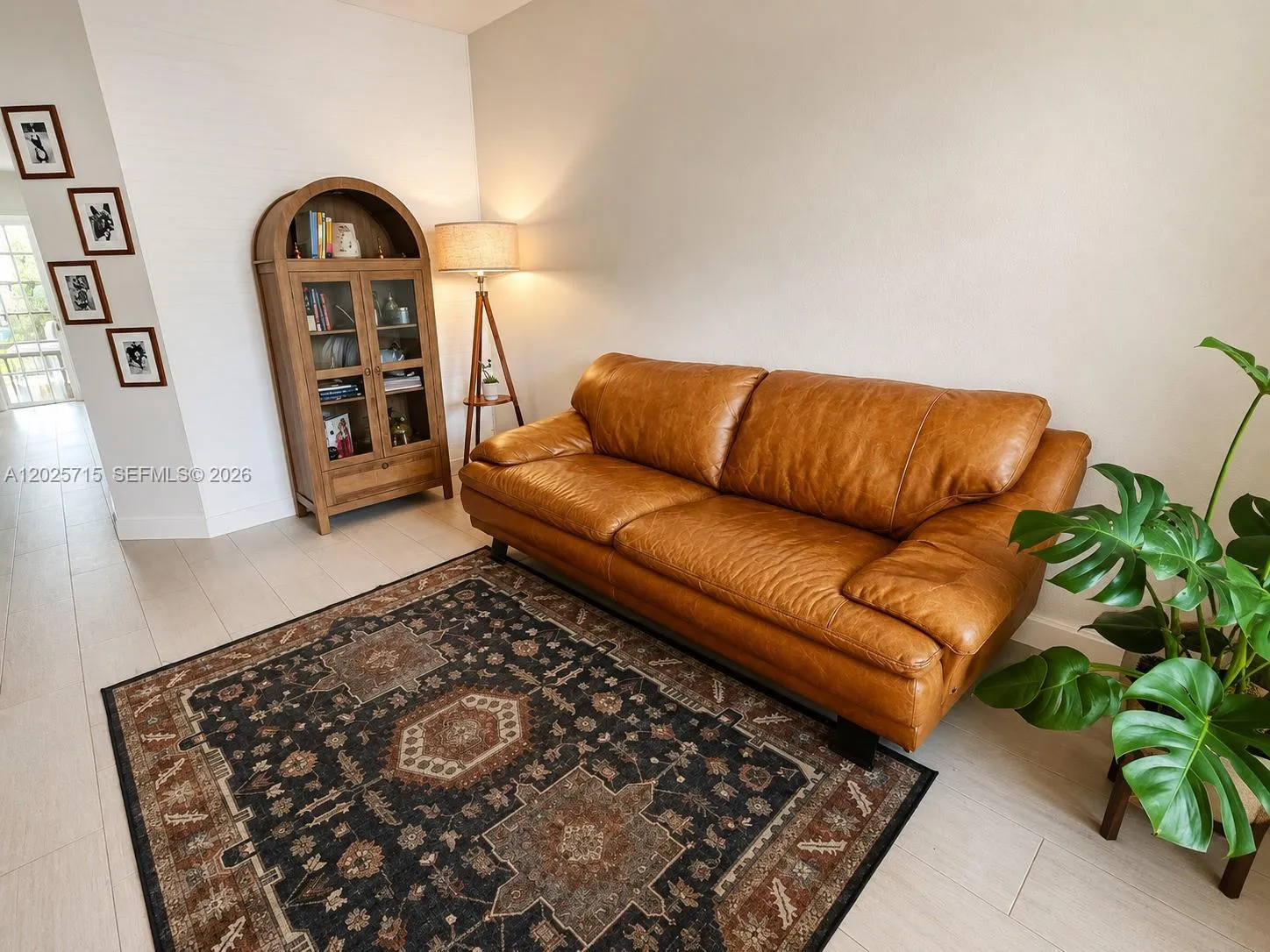 3054 NW 103rd Path, Doral FL 33172