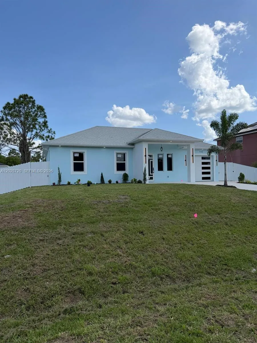 546 E Louisville St, Lehigh Acres FL 33974