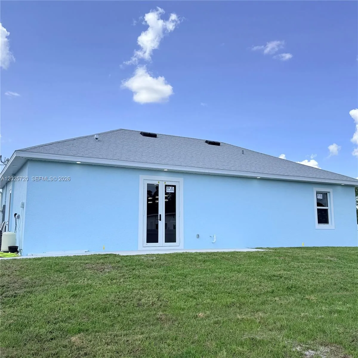 546 E Louisville St, Lehigh Acres FL 33974