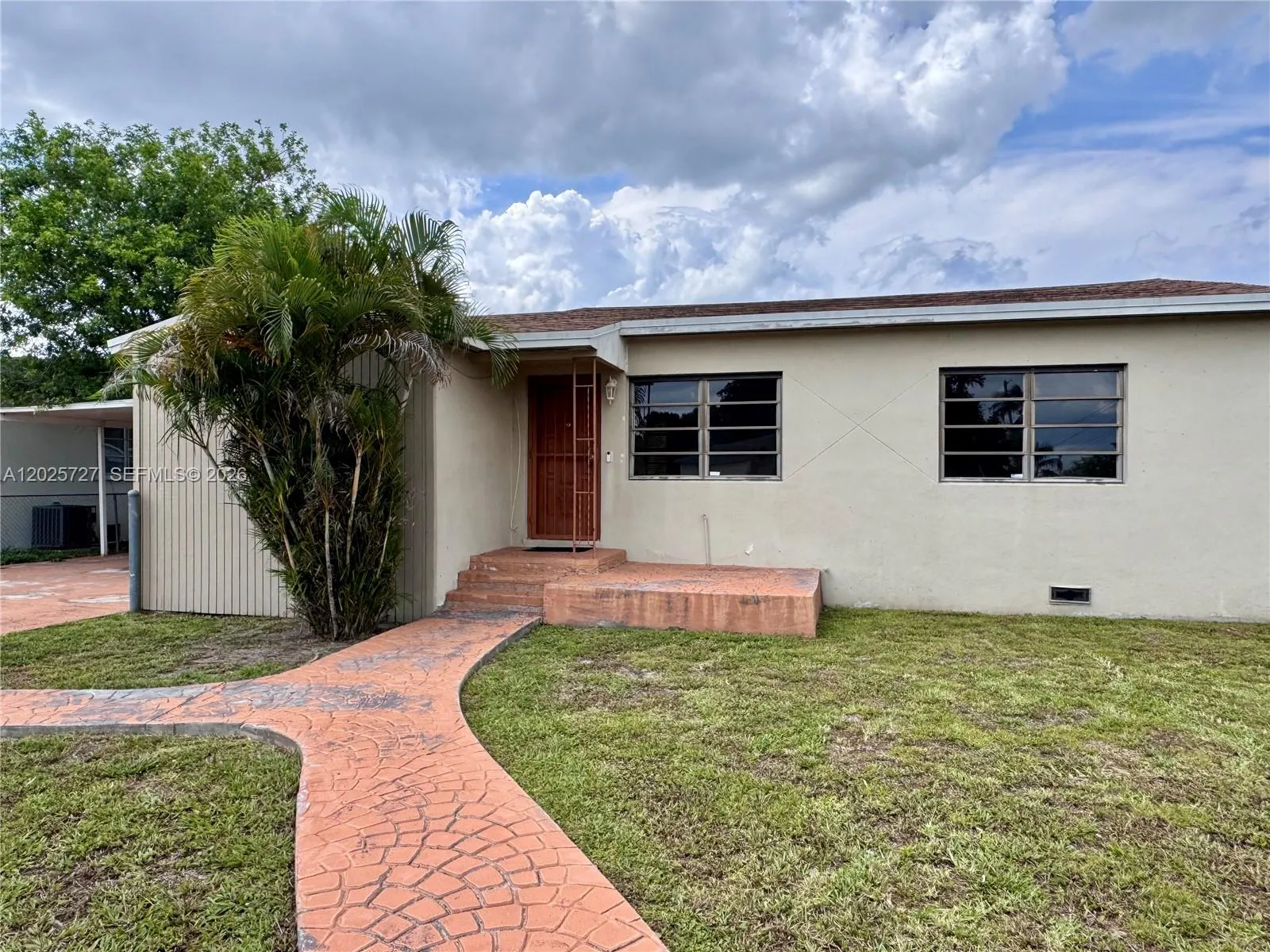 1375 NE 130th St, North Miami FL 33161