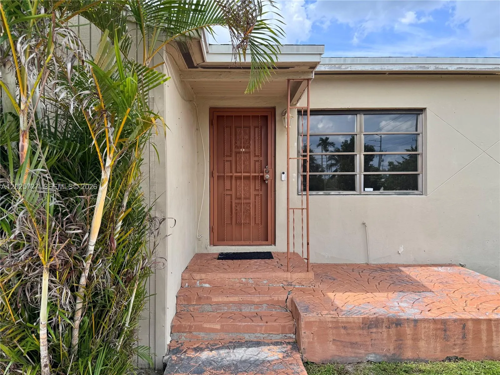 1375 NE 130th St, North Miami FL 33161