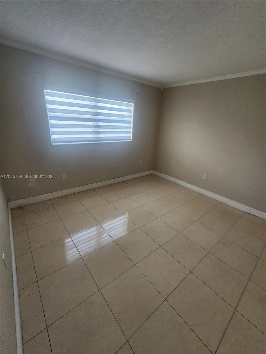5931 W 28th Ave # 16, Hialeah FL 33016