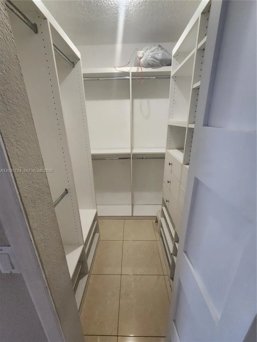 5931 W 28th Ave # 16, Hialeah FL 33016