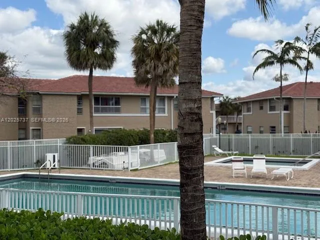 922 TWIN LAKE DR # 922, Coral Springs FL 33071
