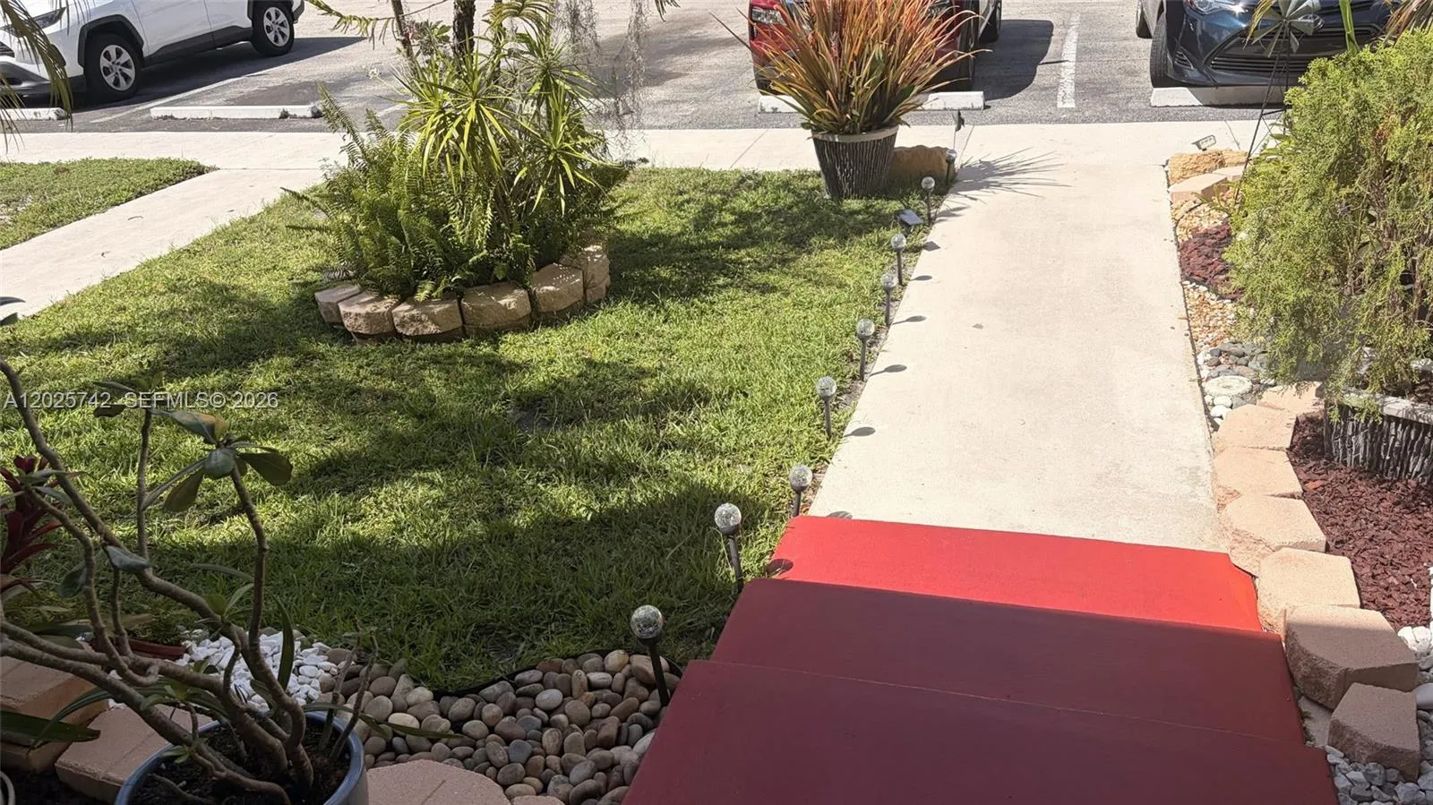 8982 Palm Tree Ln # 8982, Pembroke Pines FL 33024