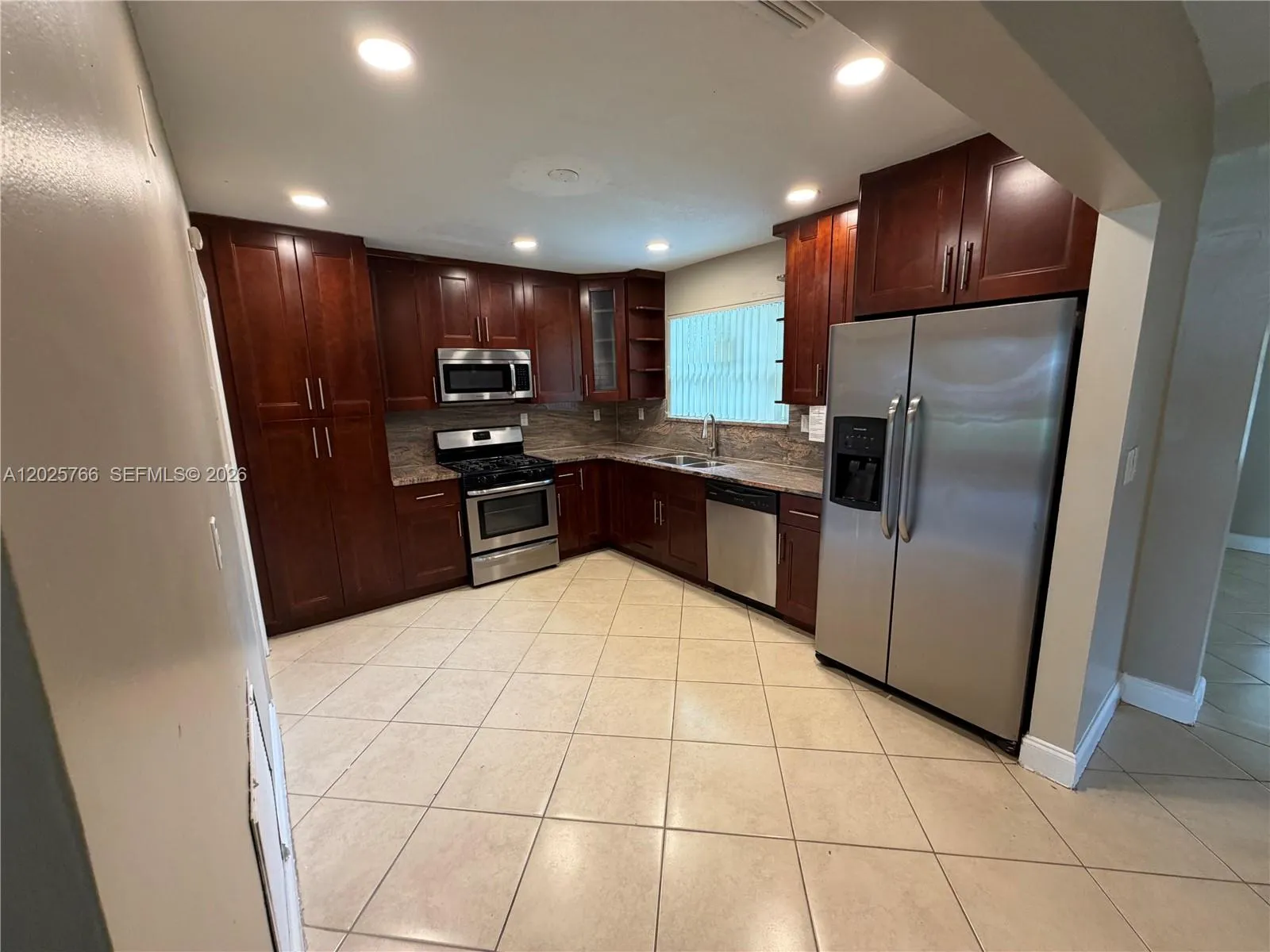 3241 Pierce St, Hollywood FL 33021