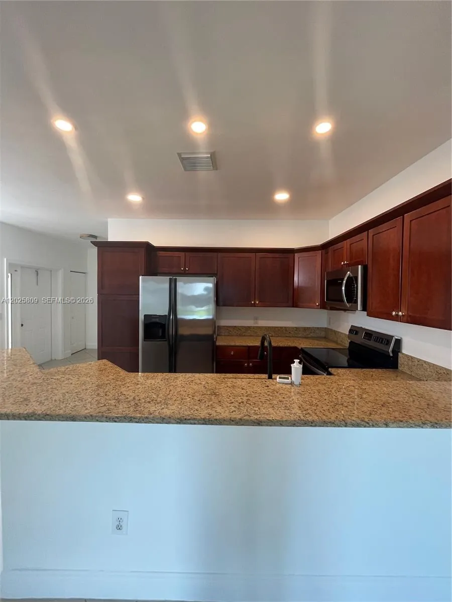 3458 NW 17th Ter # 3458, Oakland Park FL 33309