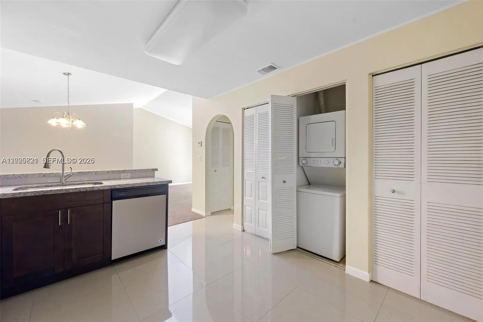 10161 W Sunrise Blvd # 304, Plantation FL 33322