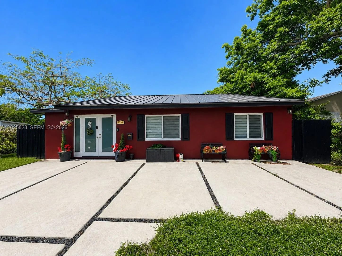 3 bedroom 2 bath Residential for sale at 2716 Polk St, Hollywood FL 33020