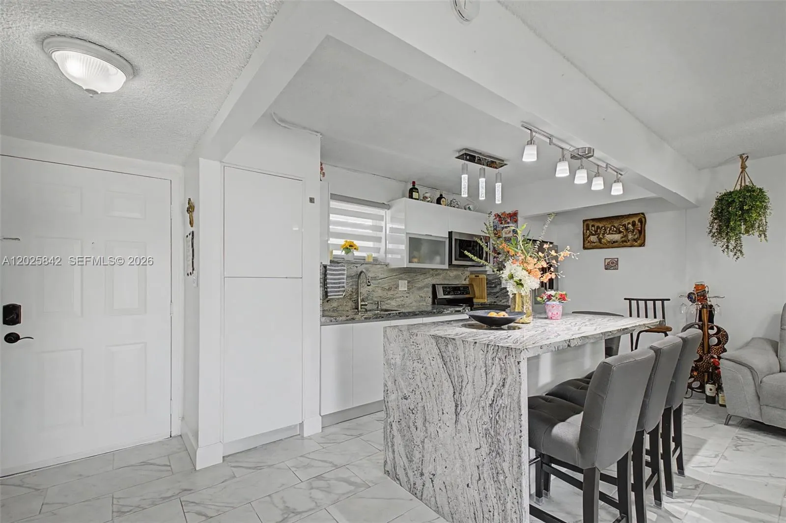 399 NW 72nd Ave # 320, Miami FL 33126