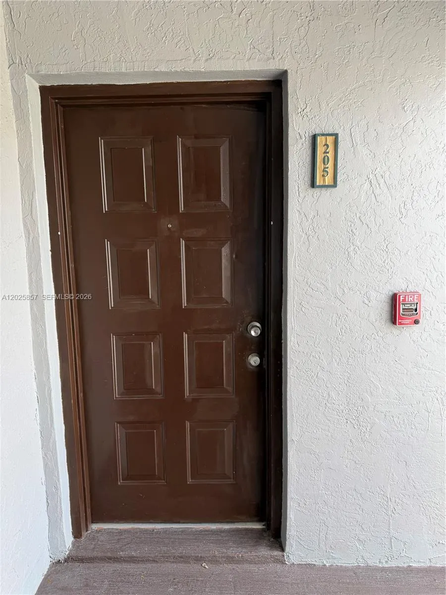 7429 SW 152nd Ave # 205, Miami FL 33193