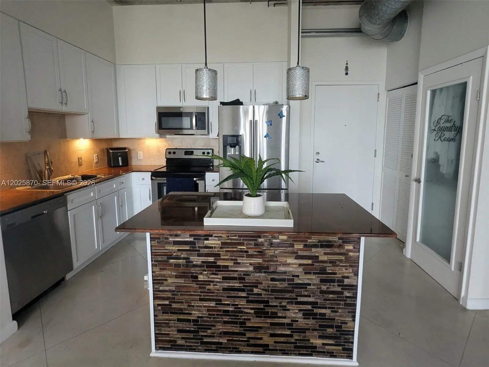 2001 Biscayne Blvd # 3506, Miami FL 33137