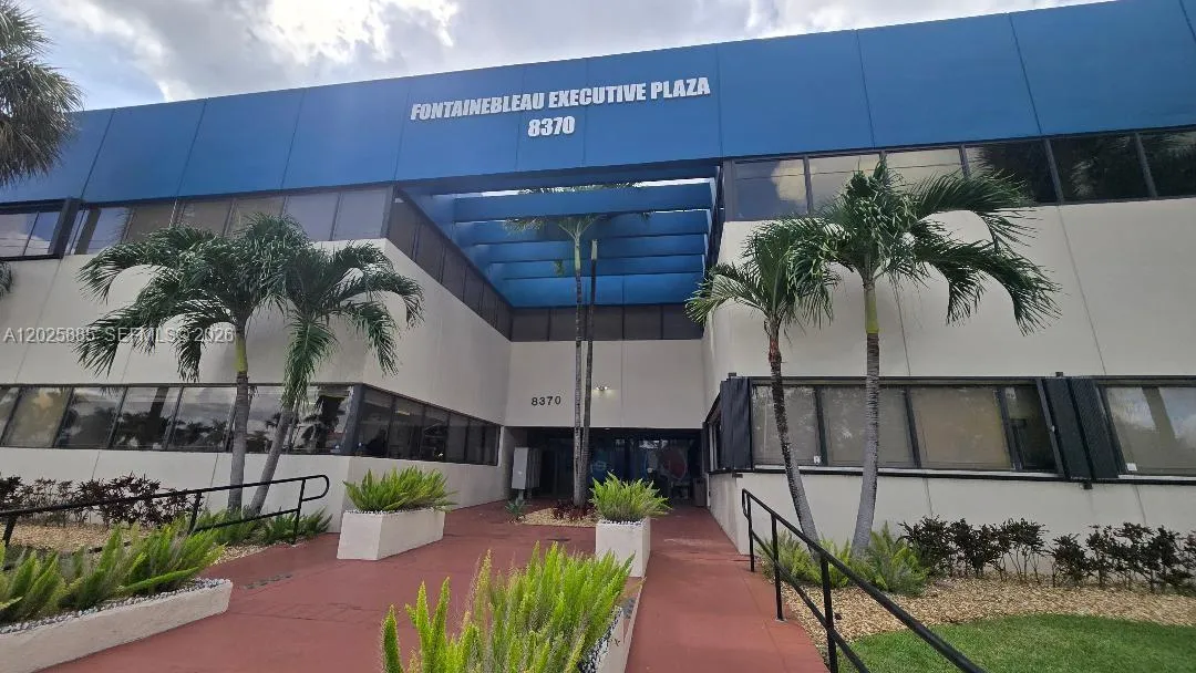 8370 W Flagler St # 246, Miami FL 33144