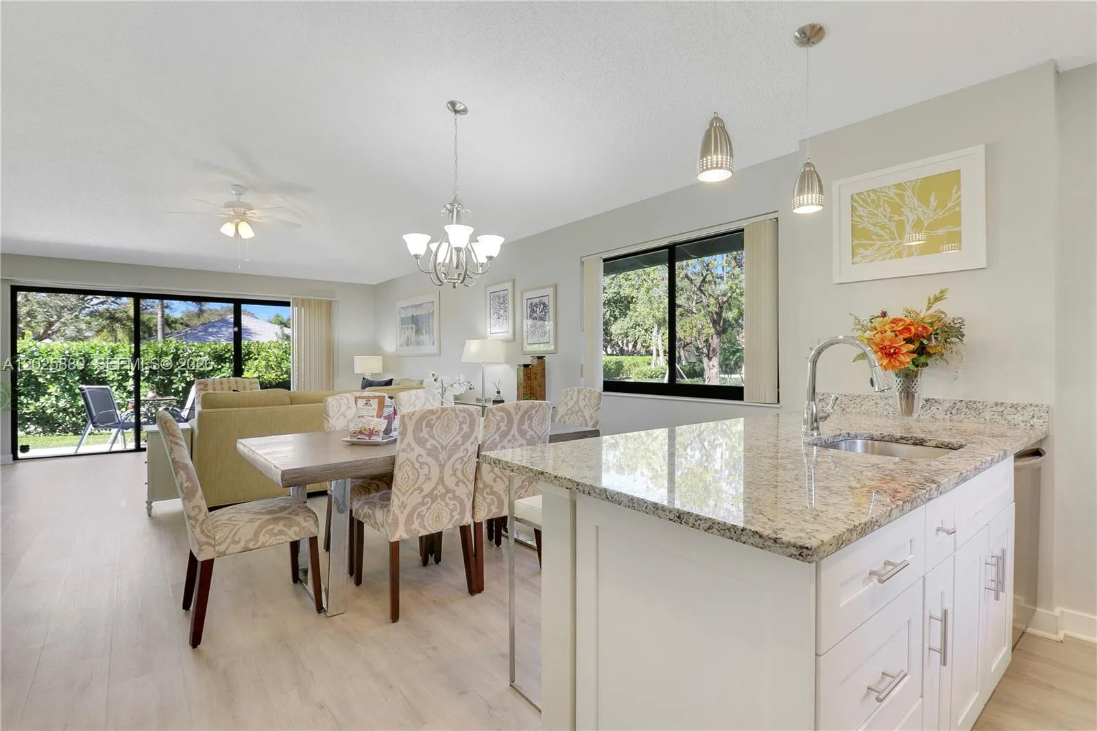 105 Club Dr # 105, Palm Beach Gardens FL 33418