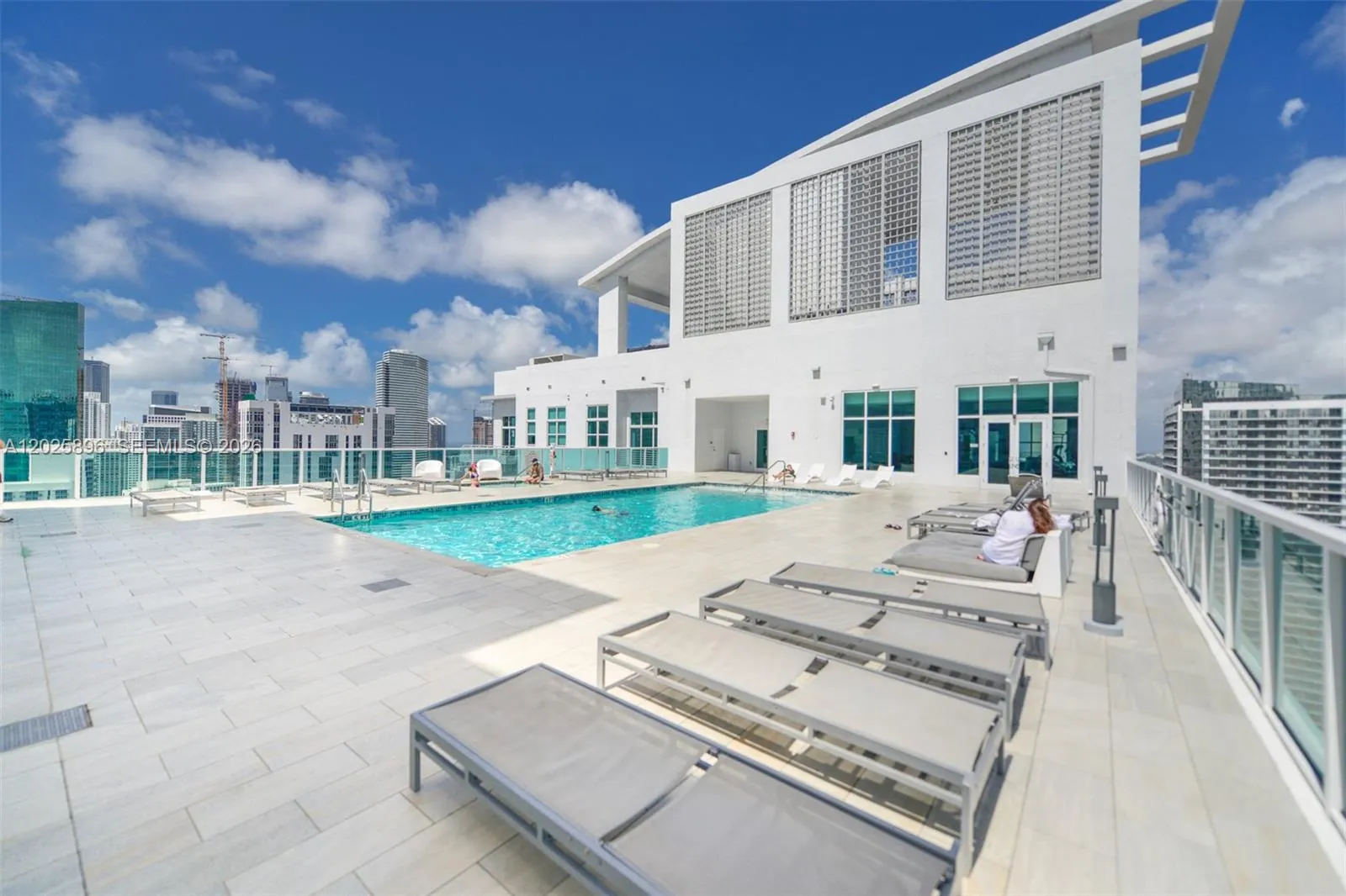 133 NE 2nd Ave # 1512, Miami FL 33132