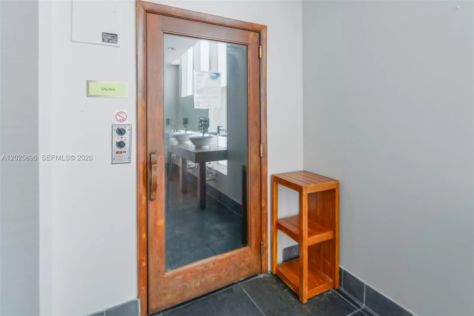 133 NE 2nd Ave # 1512, Miami FL 33132