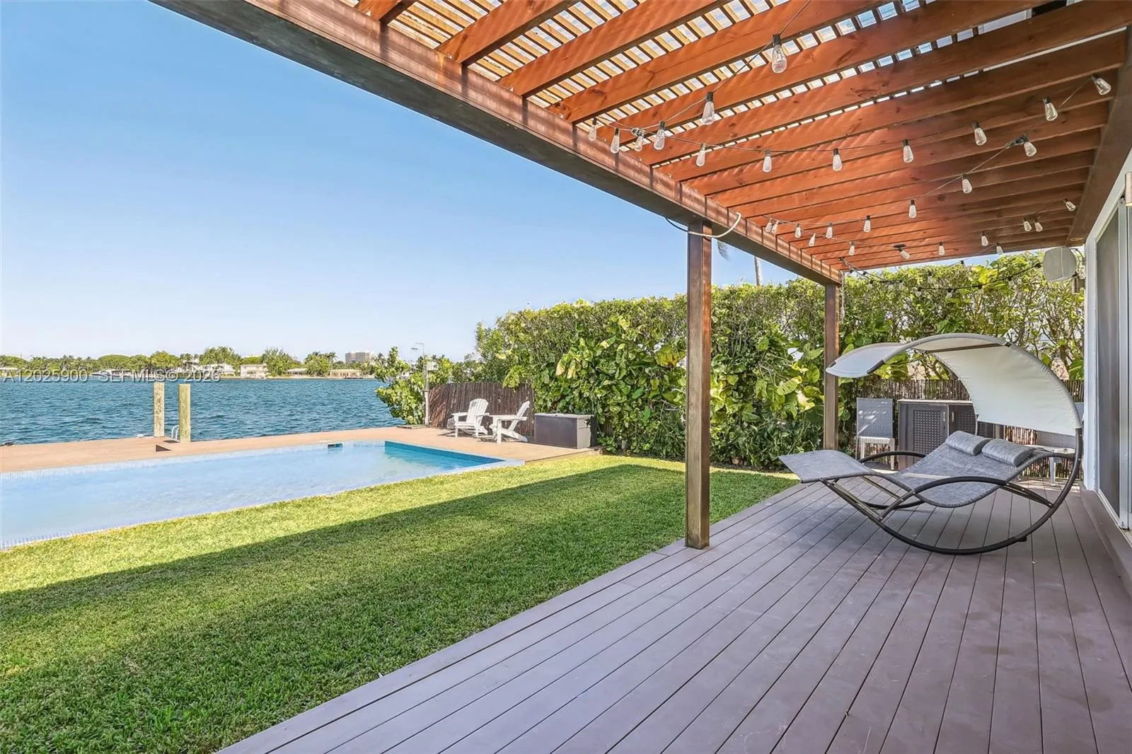 1231 Stillwater Dr, Miami Beach FL 33141