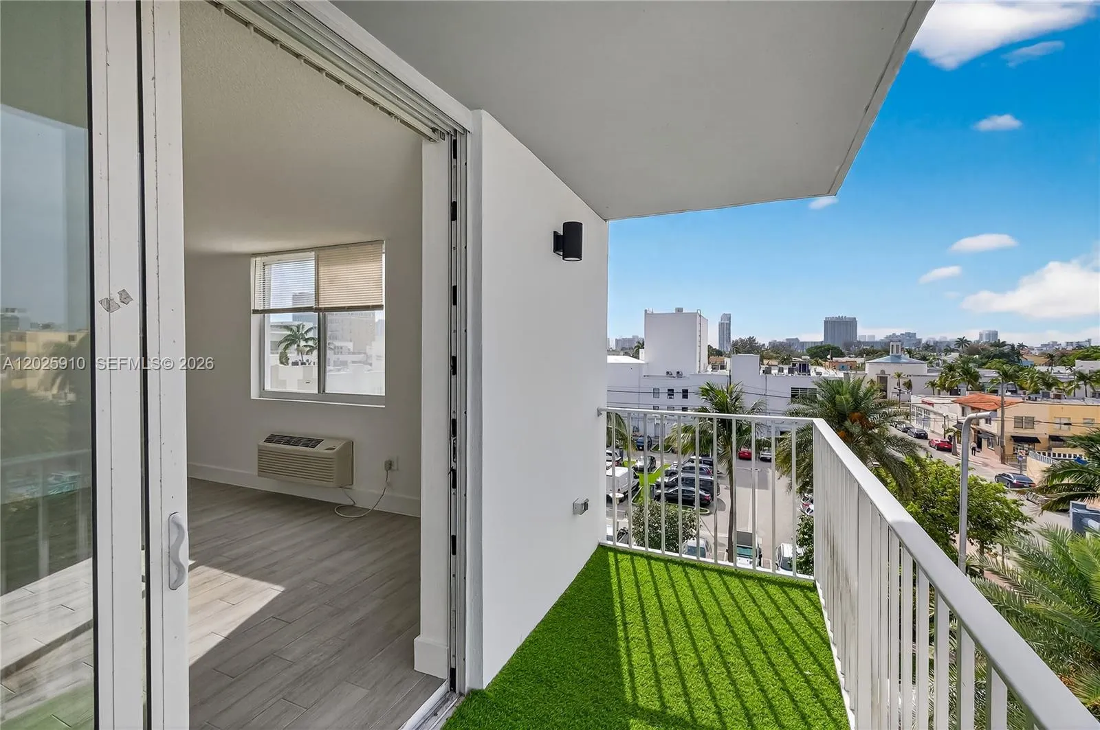 1255 Collins Ave # 504, Miami Beach FL 33139