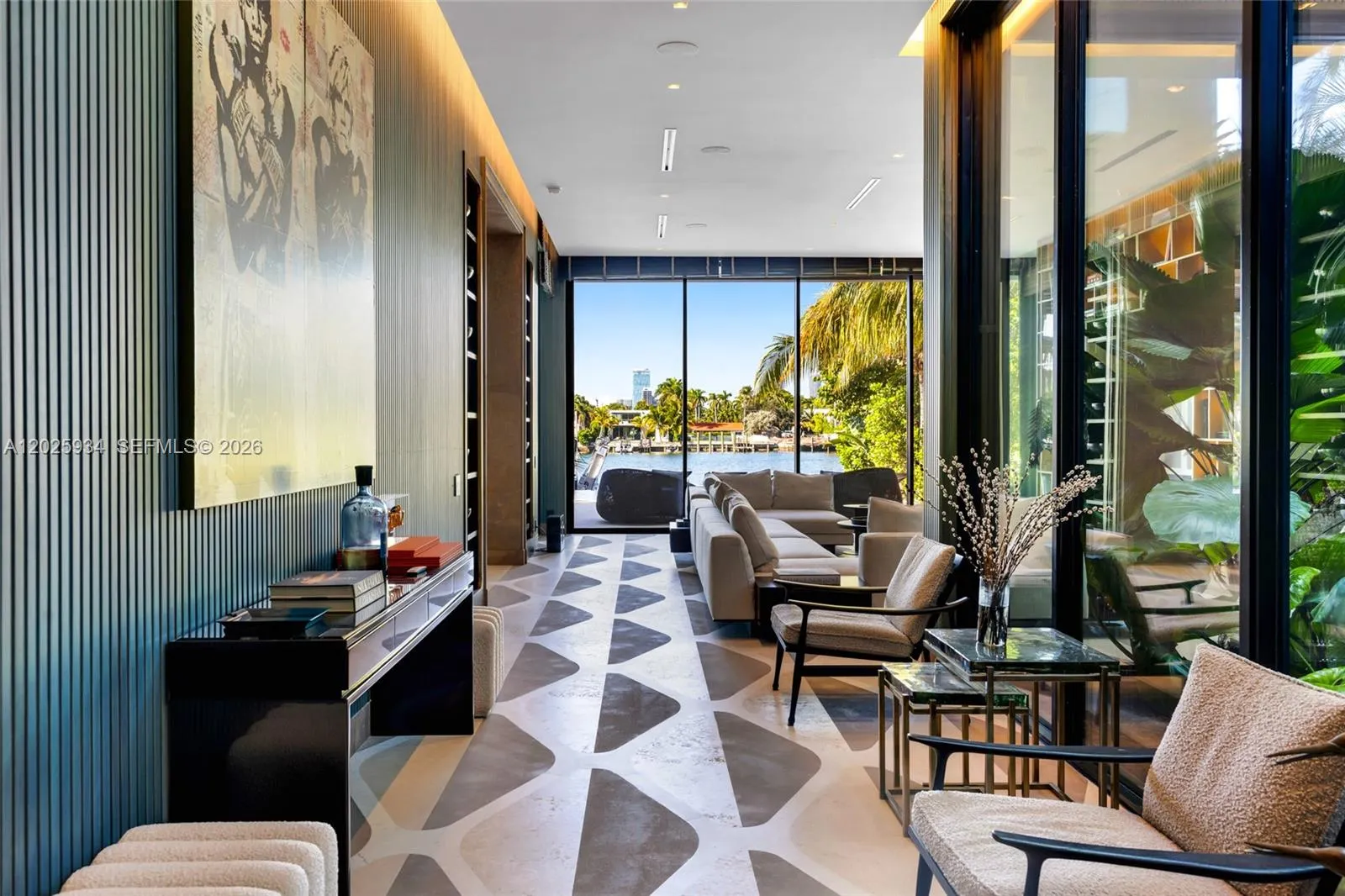 200 W Rivo Alto Dr, Miami Beach FL 33139
