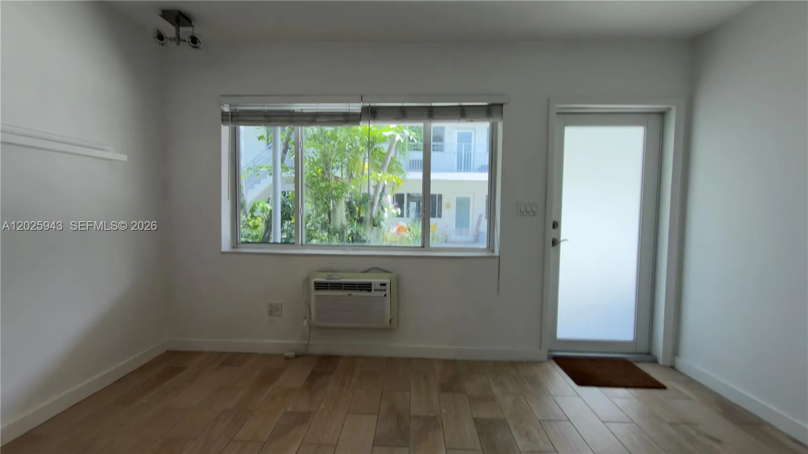 330 86th St # 5, Miami Beach FL 33141