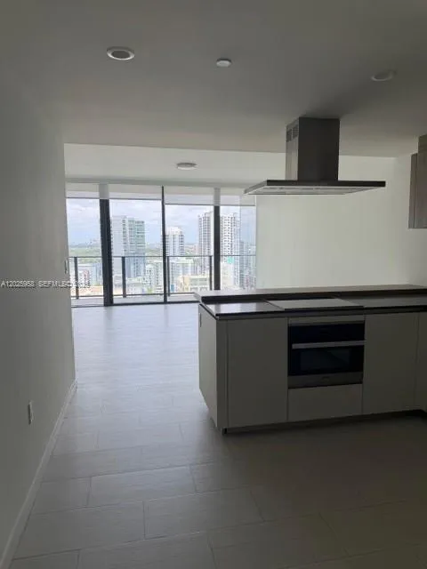 1000 Brickell Plz # 2104, Miami FL 33131