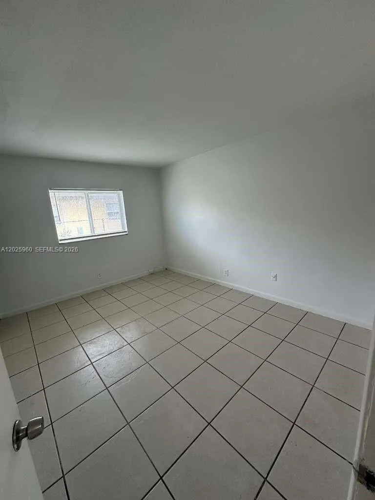 3961 NW 30th Ter # 1, Lauderdale Lakes FL 33309