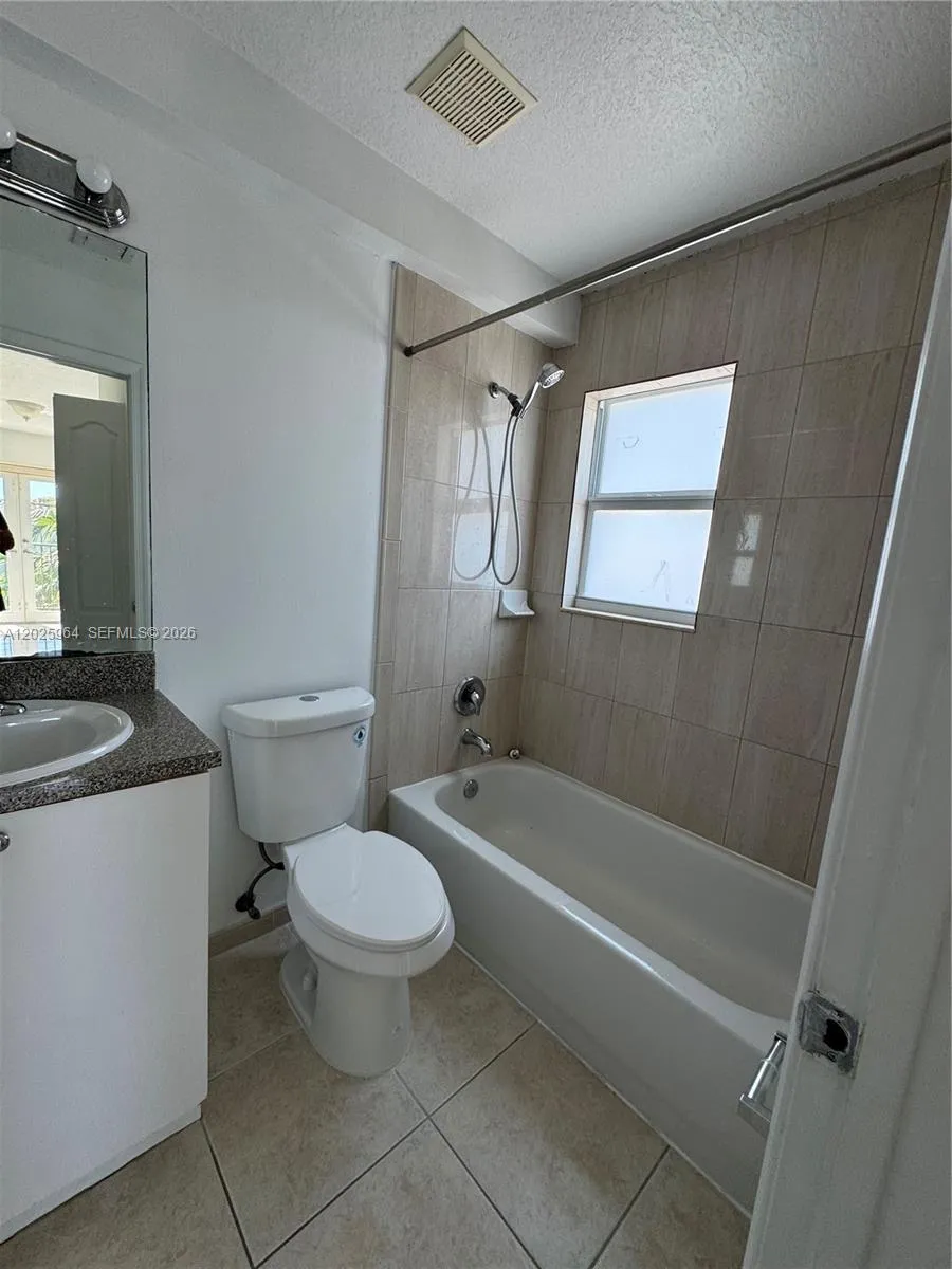 718 NE 4th Ct # 718, Hallandale Beach FL 33009