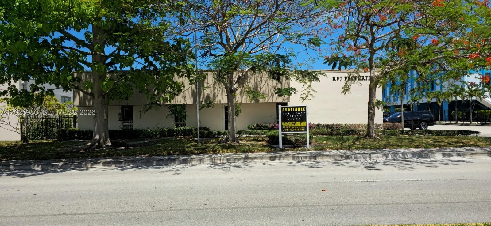 Commercial Sale for sale at 2761 N 29th Ave, Hollywood FL 33020