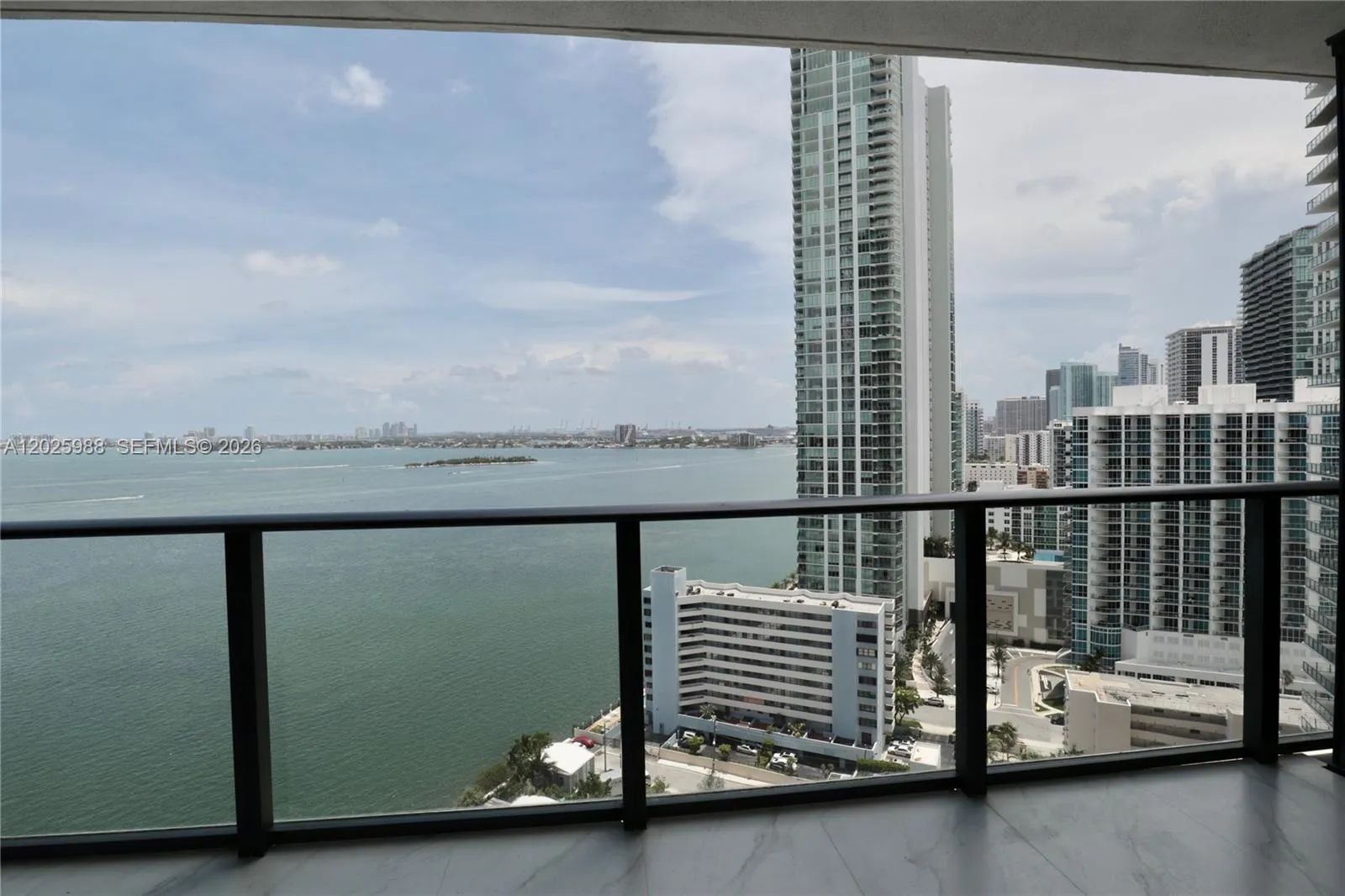 650 NE 32 # 1605, Miami FL 33137