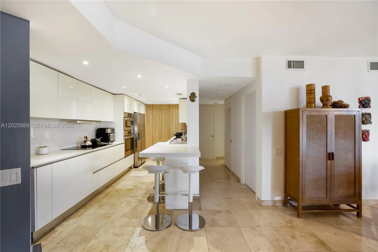 701 Brickell Key Blvd # 512, Miami FL 33131
