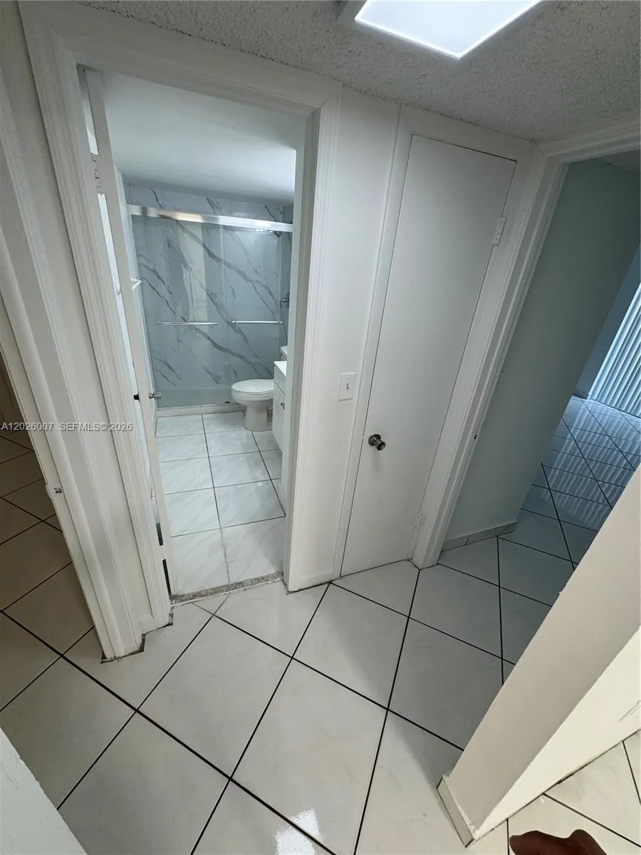 1555 W 44th Pl # 244, Hialeah FL 33012