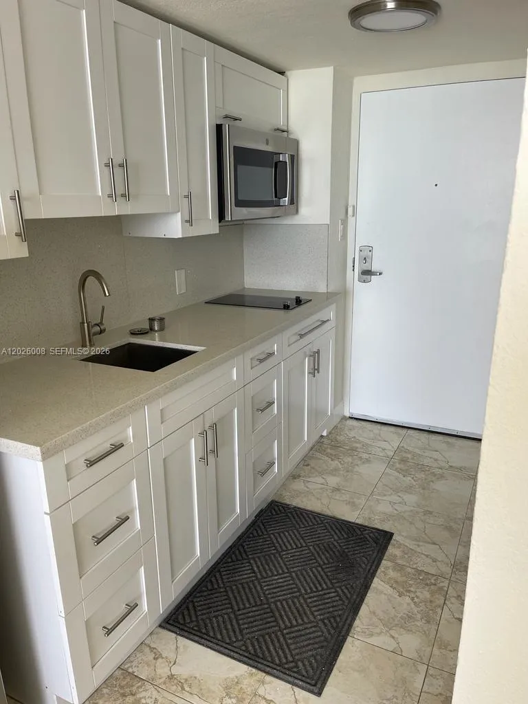 19201 Collins Ave # 411, Sunny Isles Beach FL 33160