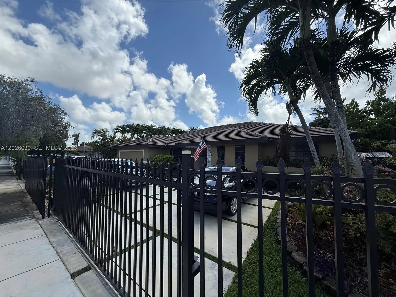 4 bedroom 3 bath for sale at 3591 SW 142nd Ave, Miami FL 33175